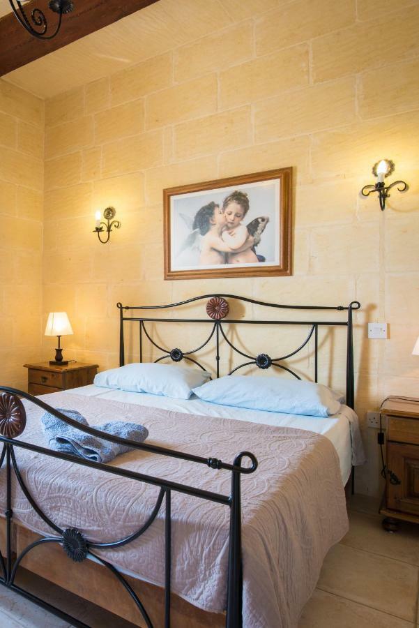 Sunset - Holiday Farmhouse With Large Private Pool In Island Of Gozo Nadur Exterior foto